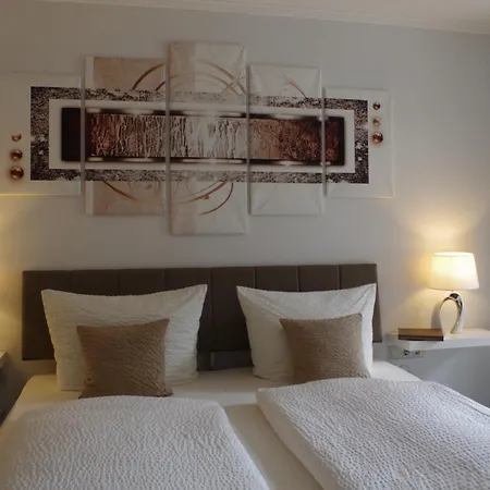 Gast Und Weinhof Beim Schneemann Guest house