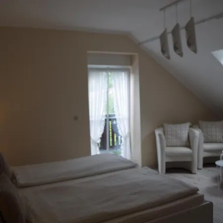 Gast Und Weinhof Beim Schneemann Guest house