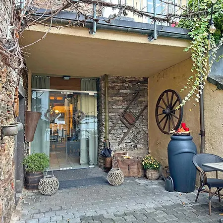 诗尼曼加斯特与韦恩霍夫旅馆 招待所 3*