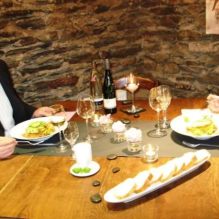 Gast Und Weinhof Beim Schneemann