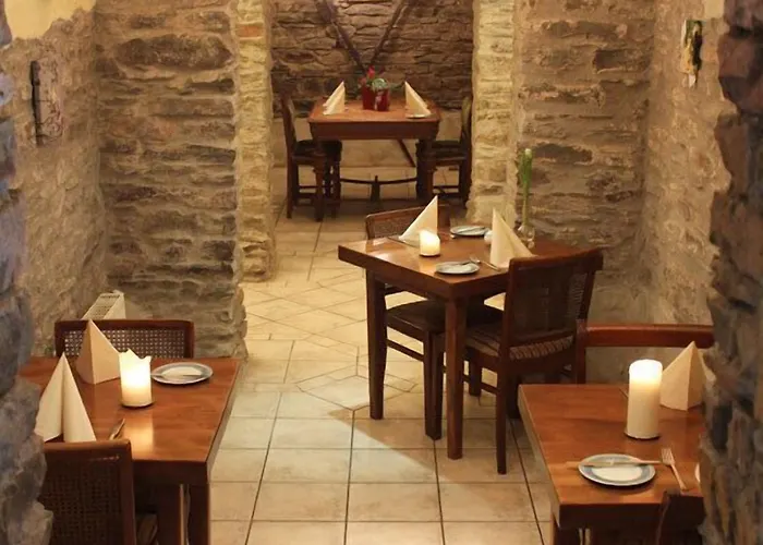 诗尼曼加斯特与韦恩霍夫旅馆 3* 瓦尔维熙