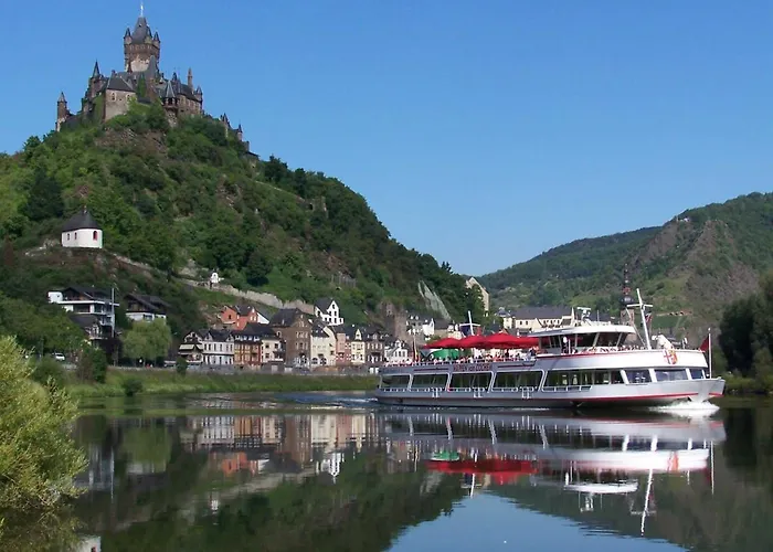 诗尼曼加斯特与韦恩霍夫旅馆 招待所 3*